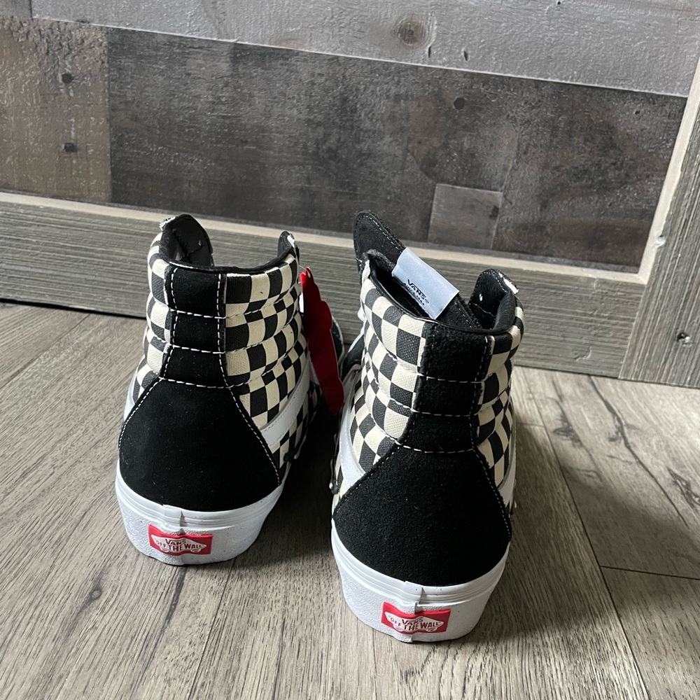 Brand New Men’s Vans
